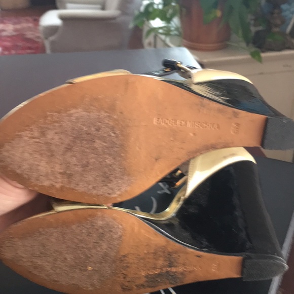 Shoes - Picture 6 of 6